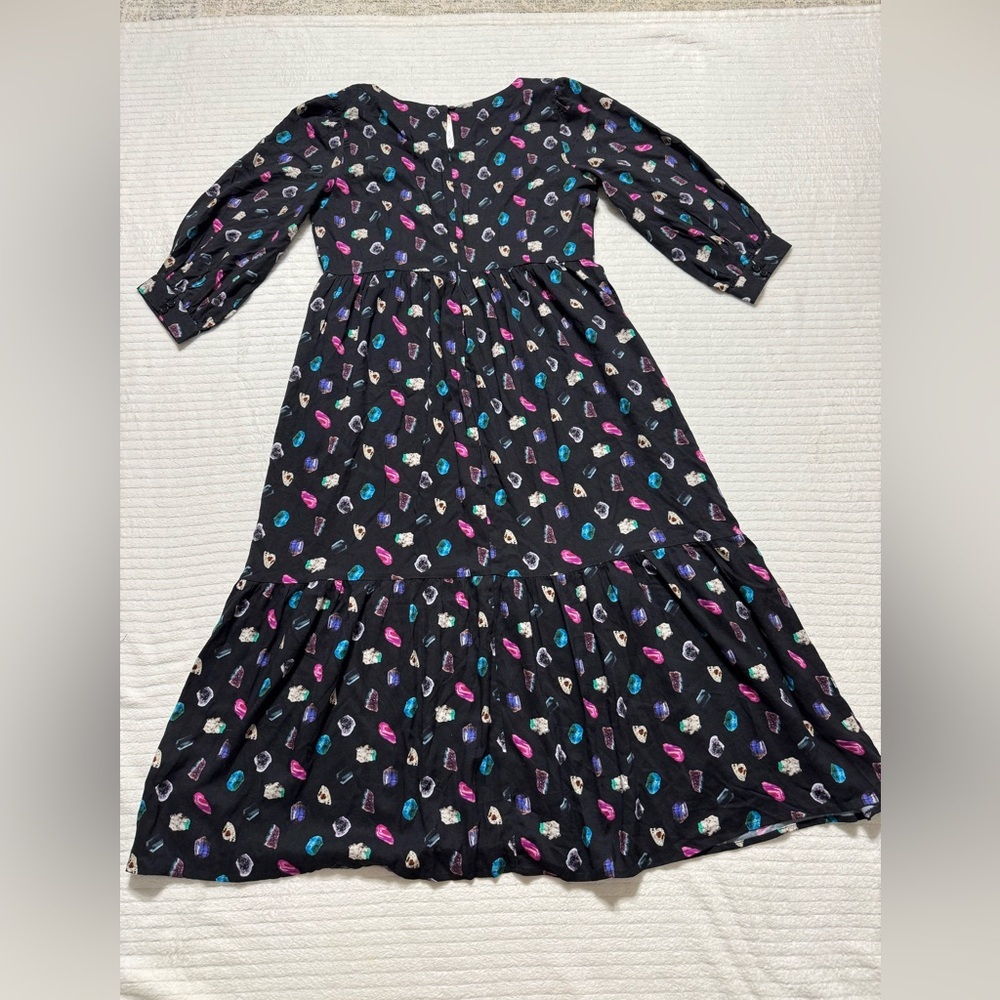 Elegant Long Sleeve Dress with Multicolor Patterns - Picture 13 of 13